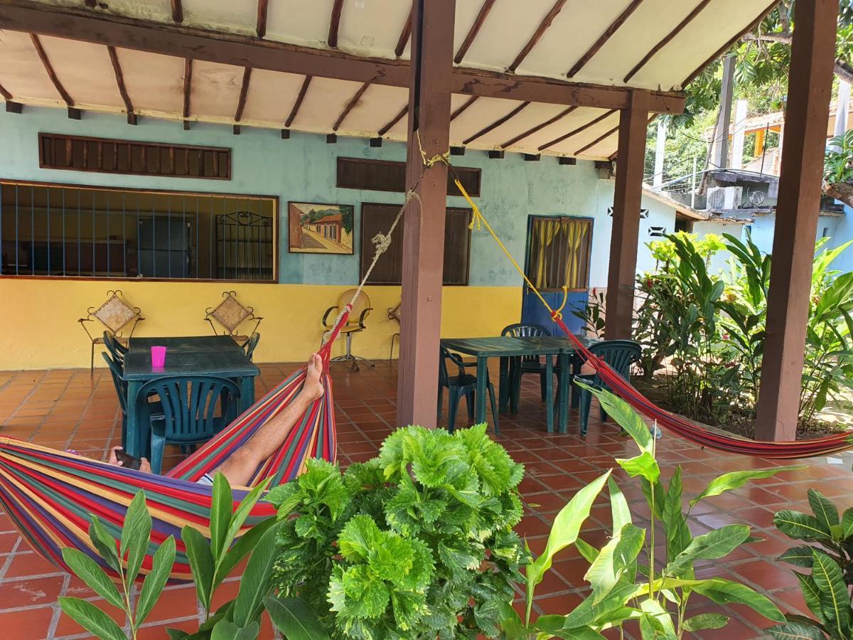 Hostal Nova Colonial Puerto Colombia Buitenkant foto